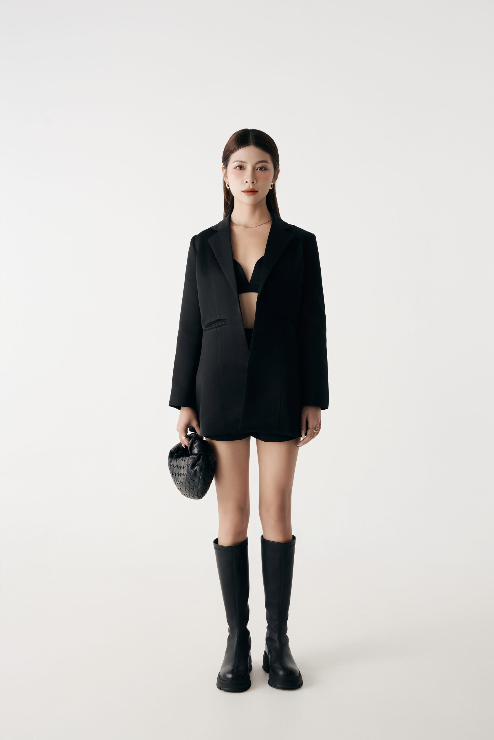 SLEEK POWER SUIT (QUẦN SHORT)